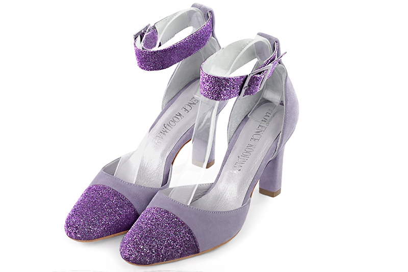 Amethyst purple women's open side shoes, with a strap around the ankle. Round toe. High kitten heels. Front view - Florence KOOIJMAN